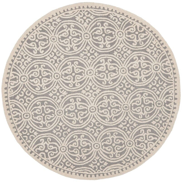 Safavieh Cambridge Cam123D Silver / Ivory Rugs.