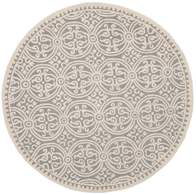 Safavieh Cambridge Cam123D Silver / Ivory Rugs.