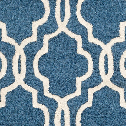 Safavieh Cambridge Cam131G Navy / Ivory Geometric Area Rug