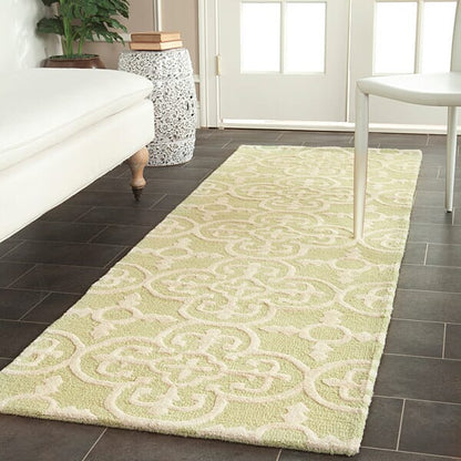 Safavieh Cambridge Cam133B Light Green / Ivory Damask Area Rug