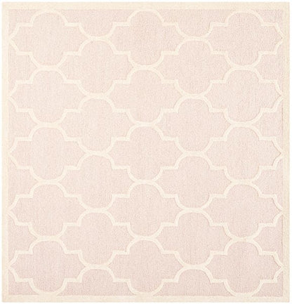 Safavieh Cambridge Cam134M Light Pink / Ivory Geometric Area Rug