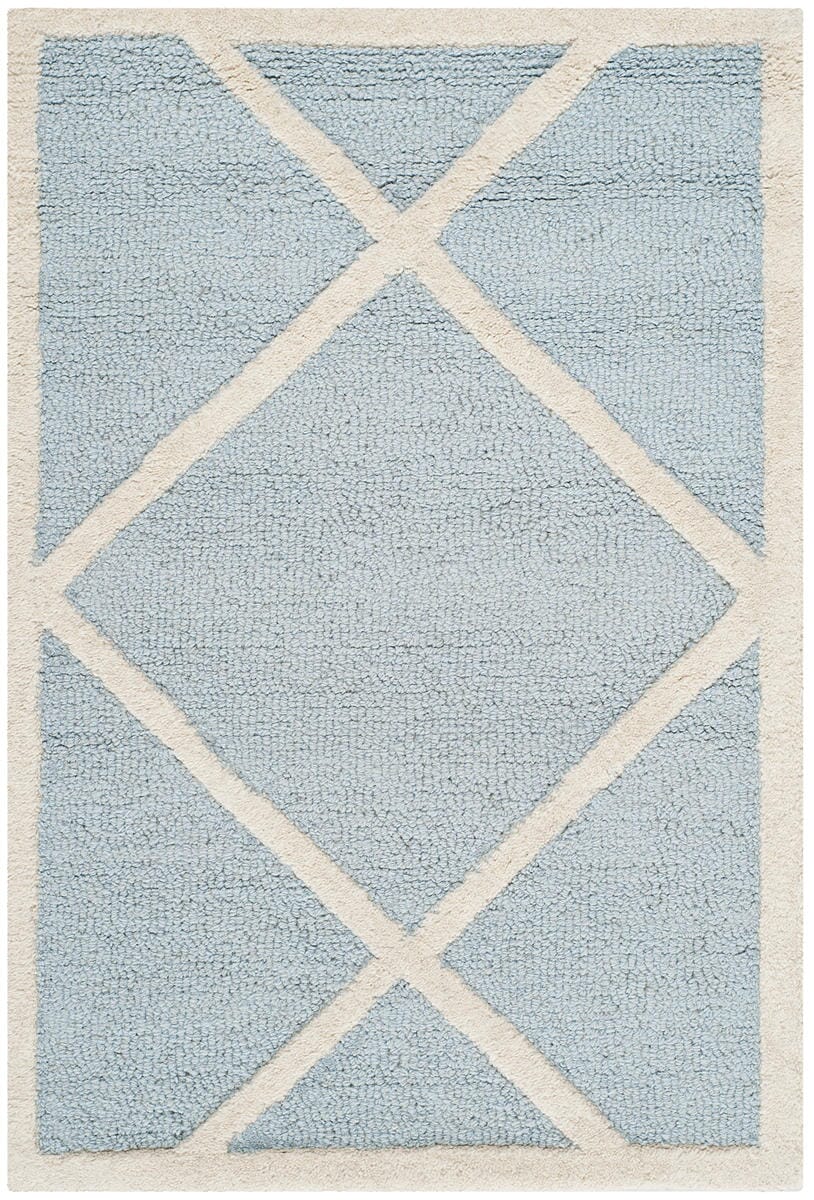 Safavieh Cambridge Cam136A Light Blue / Ivory Geometric Area Rug