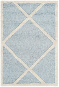 Safavieh Cambridge Cam136A Light Blue / Ivory Geometric Area Rug