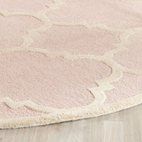 Safavieh Cambridge Cam140M Light Pink / Ivory Geometric Area Rug