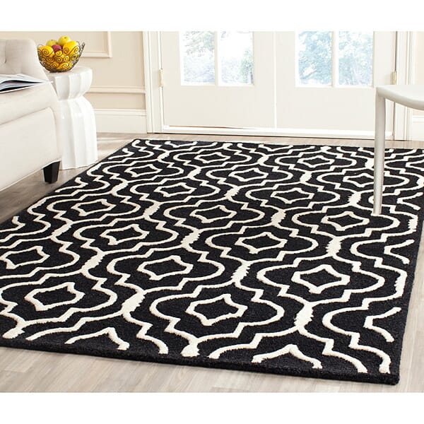 Safavieh Cambridge Cam141E Black / Ivory Geometric Area Rug