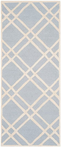 Safavieh Cambridge Cam142A Light Blue / Ivory Geometric Area Rug