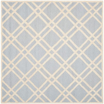 Safavieh Cambridge Cam142A Light Blue / Ivory Geometric Area Rug