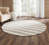 Safavieh Cambridge Cam154A Grey / Ivory Striped Area Rug