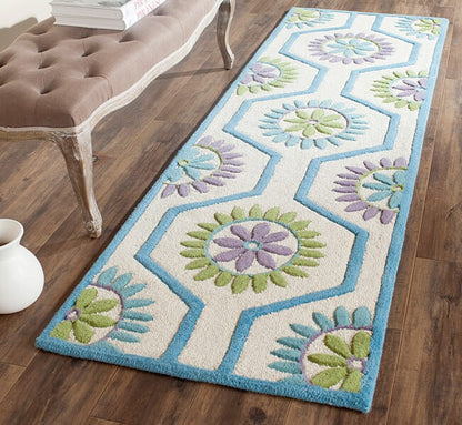 Safavieh Cambridge Cam716A Ivory / Blue Damask Area Rug