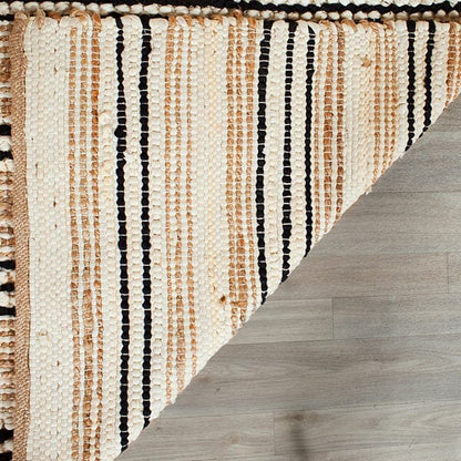 Safavieh Cape Cod Cap862A Natural / Black Striped Area Rug