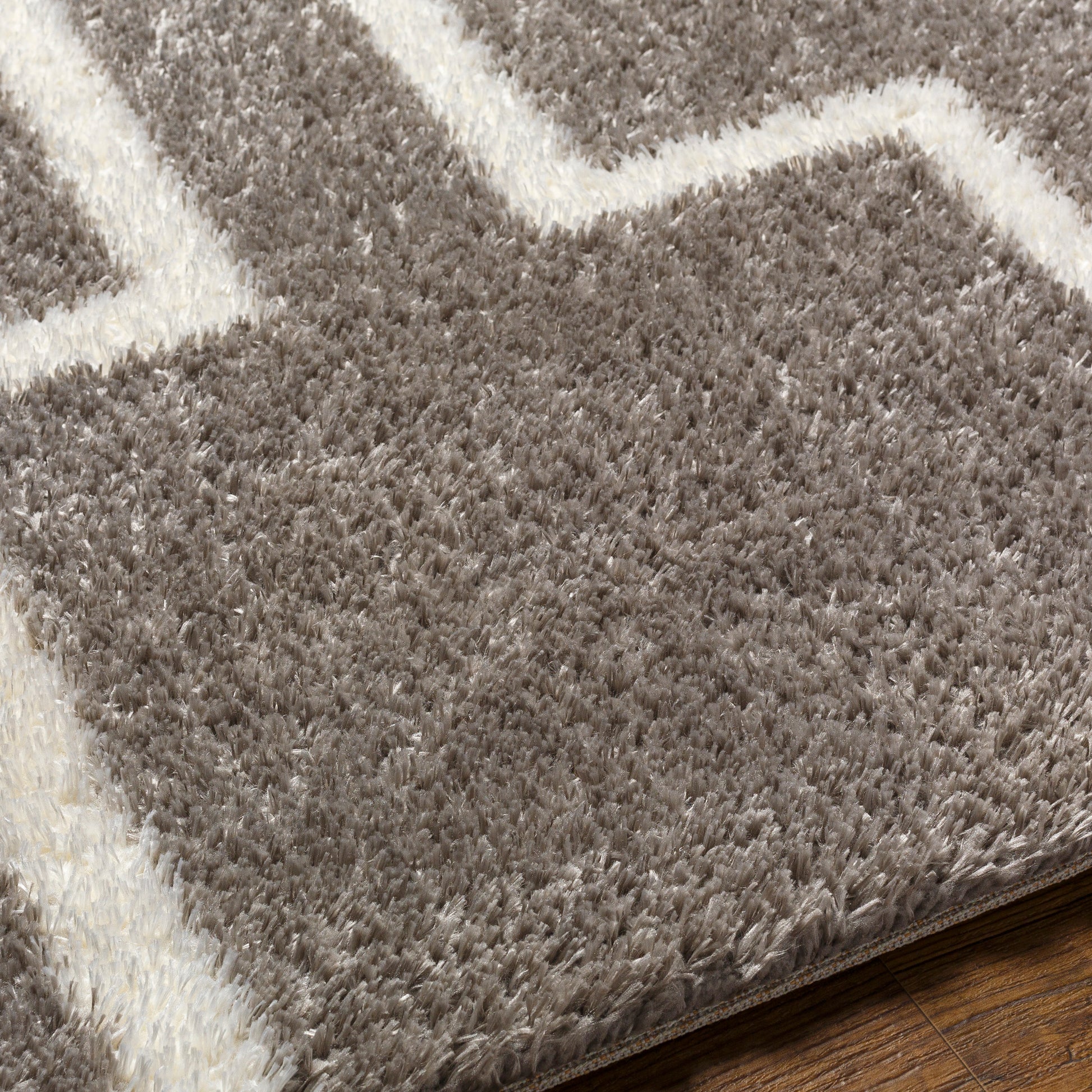 Surya Cloudy Shag Cdg-2315 Grey Area Rug