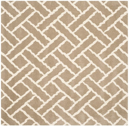 Safavieh Chatham Cht757H Beige / Ivory Geometric Area Rug