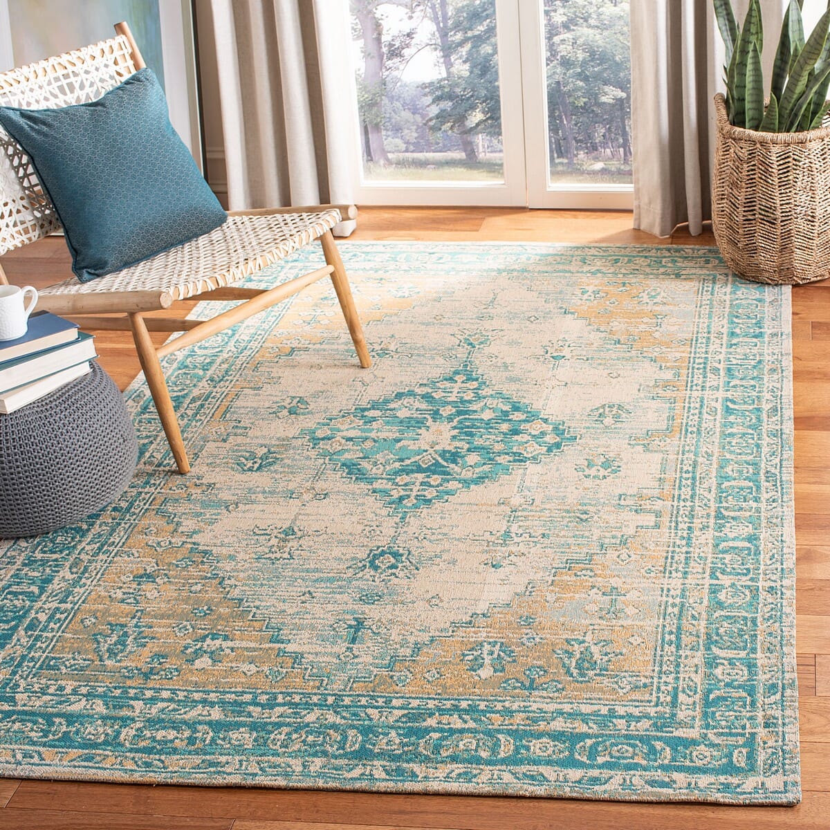 Safavieh Classic Vintage Clv113J Aqua Area Rug