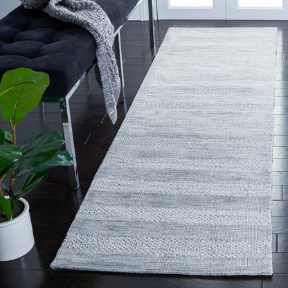 Safavieh Classic Vintage Clv952G Light Grey Area Rug