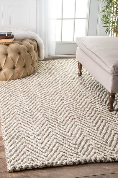 AreaRugs.com Kafra Clwa Ivory Chevron Area Rug