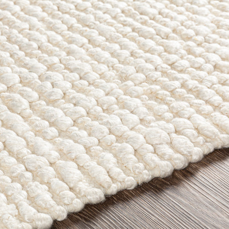 Surya Como Coo-2302 Ivory Rugs.