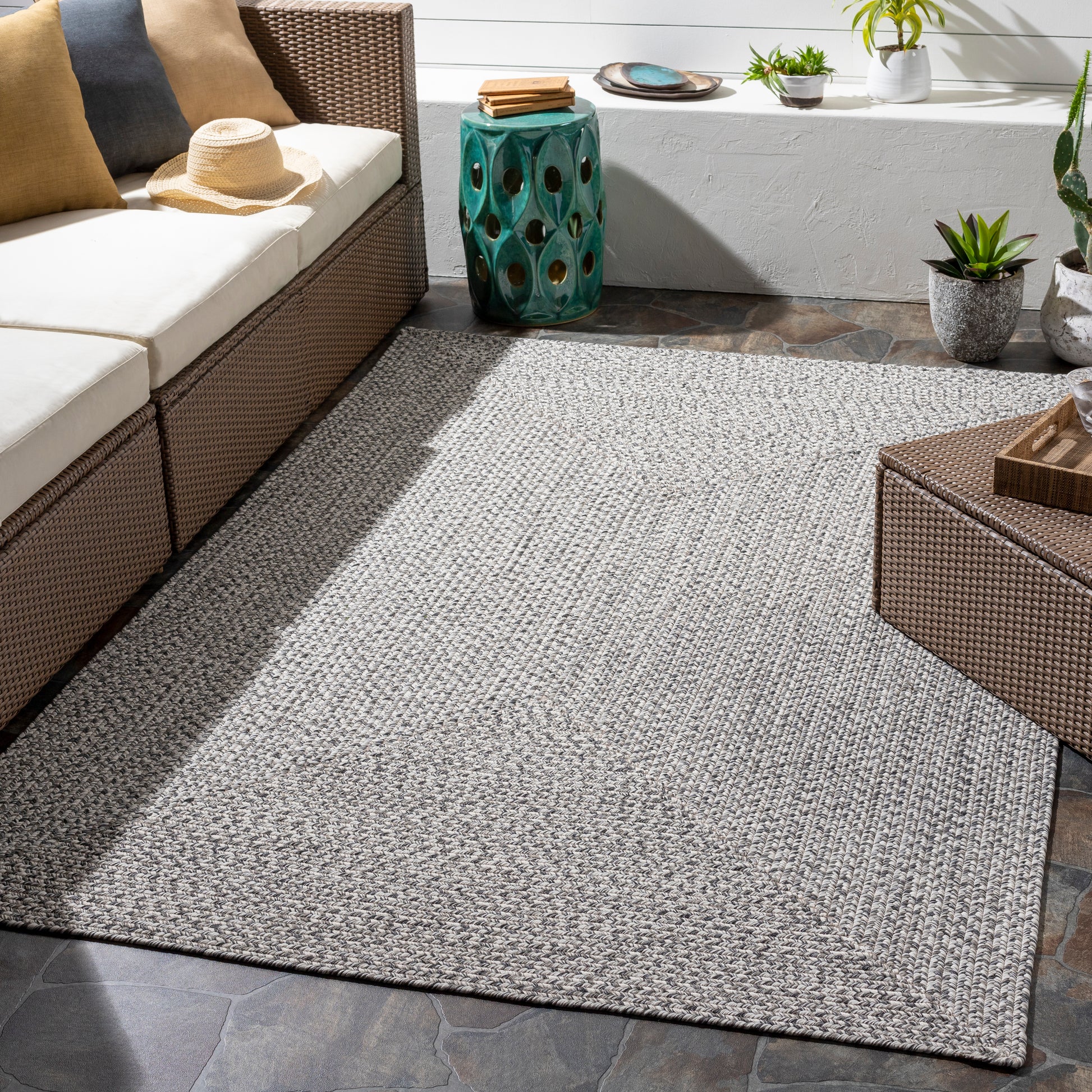 Surya Chesapeake Bay Cpk-2302 Charcoal, Medium Gray, Cream Area Rug