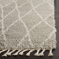 Safavieh Casablanca Csb145D Grey / Ivory Geometric Area Rug