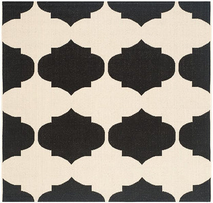 Safavieh Courtyard Cy6162-256 Beige / Black Damask Area Rug