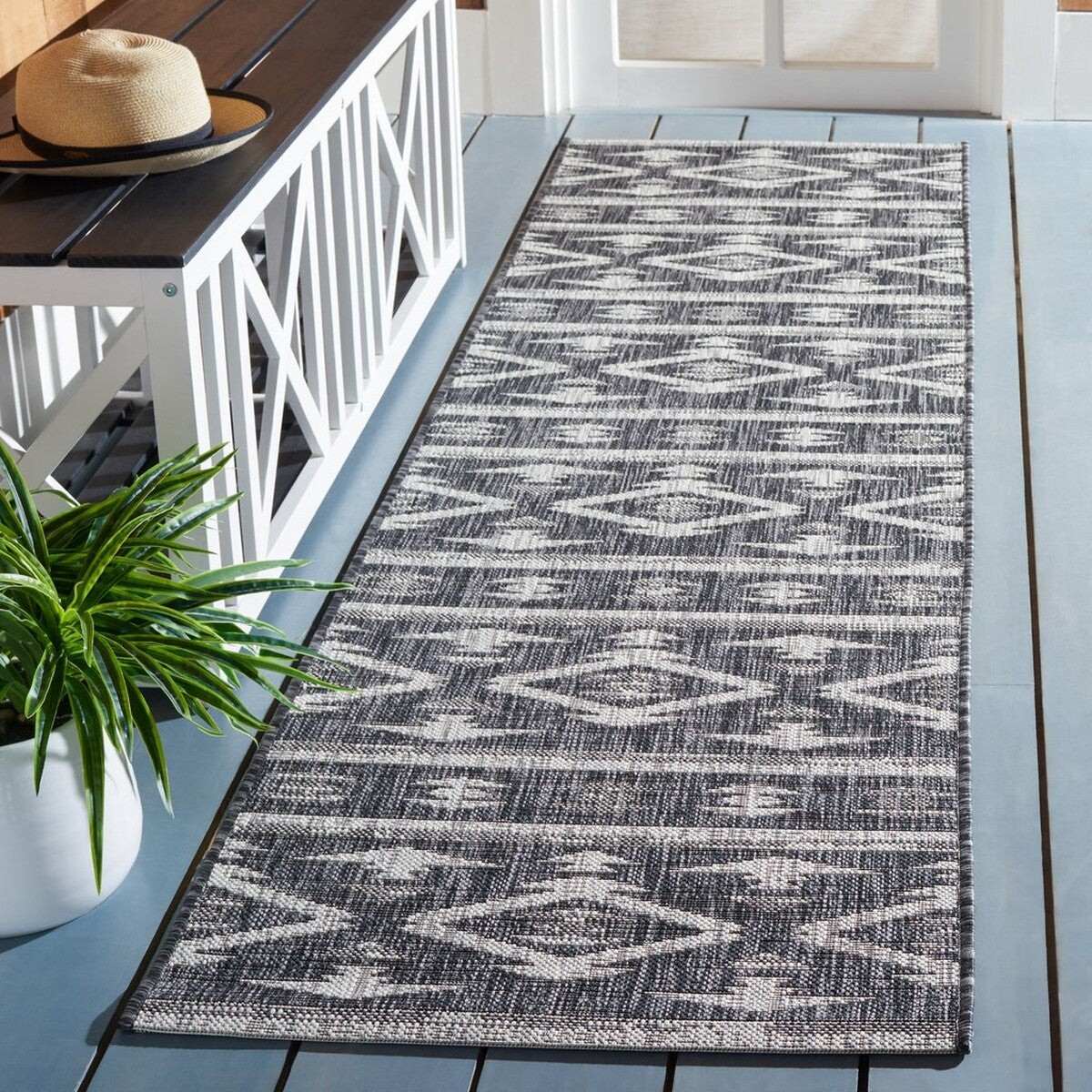 Safavieh Courtyard Cy8863-37621 Black/Grey Area Rug