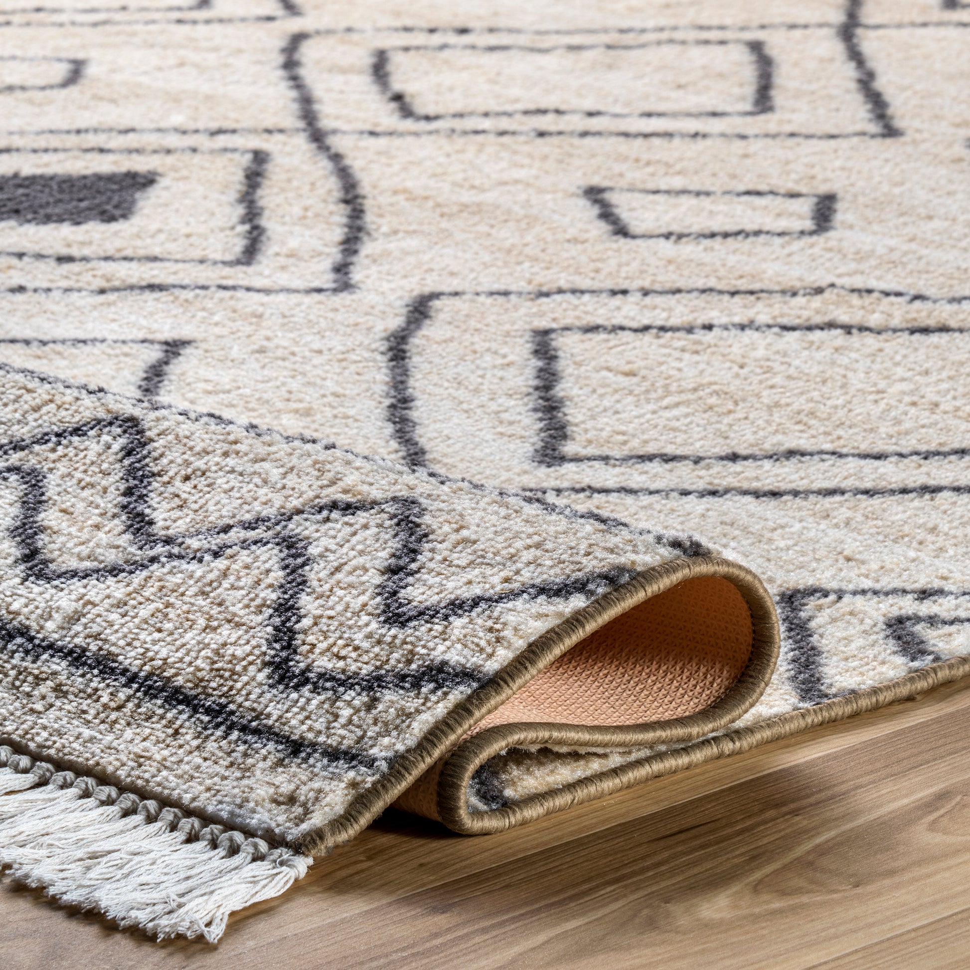 Nuloom Kenley Spotted Nke2528A Beige Area Rug