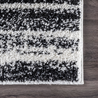 Nuloom Celyn Stripes Cozy Nce1919A Black And White Area Rug