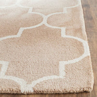 Safavieh Dip Dye Ddy535G Beige / Ivory Geometric Area Rug