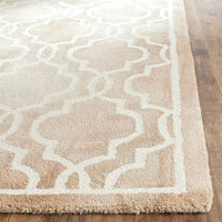 Safavieh Dip Dye Ddy539G Beige / Ivory Geometric Area Rug