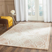 Safavieh Dip Dye Ddy539G Beige / Ivory Geometric Area Rug