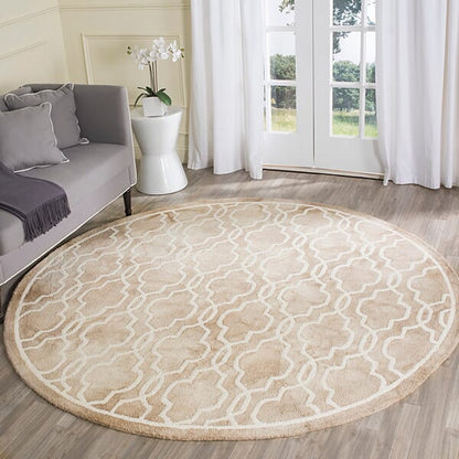 Safavieh Dip Dye Ddy539G Beige / Ivory Geometric Area Rug