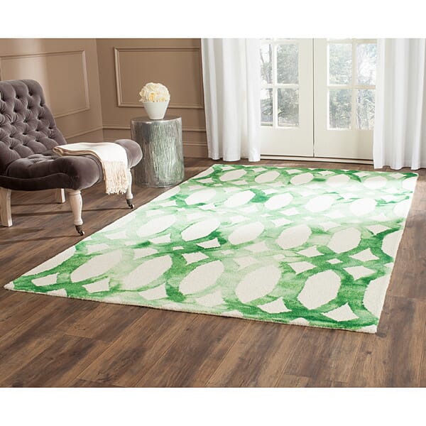 Safavieh Dip Dyed Ddy675B Ivory / Green Geometric Area Rug