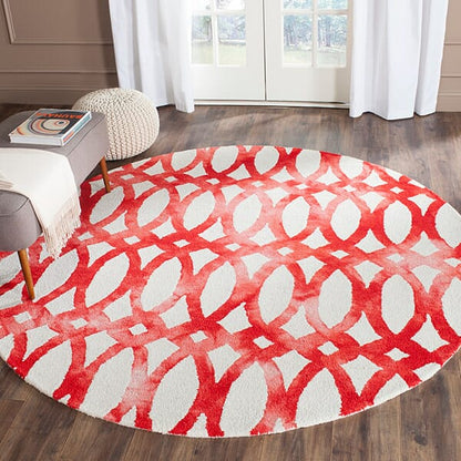 Safavieh Dip Dyed Ddy675C Ivory / Red Geometric Area Rug