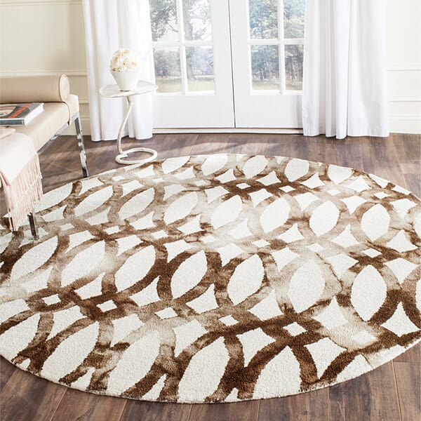 Safavieh Dip Dyed Ddy675E Ivory / Chocolate Geometric Area Rug