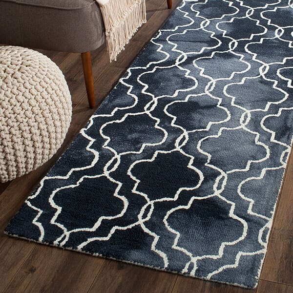 Safavieh Dip Dye Ddy676J Graphite / Ivory Geometric Area Rug