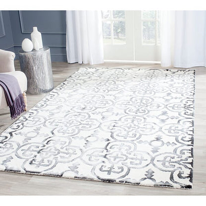 Safavieh Dip Dyed Ddy711D Ivory / Charcoal Damask Area Rug