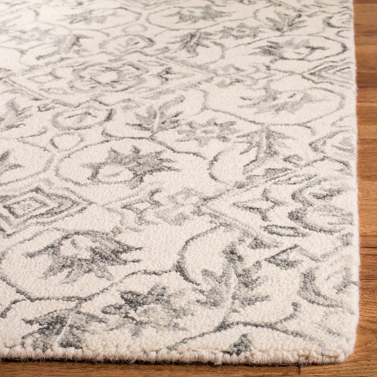 Safavieh Dip Dye Ddy902F Grey / Ivory Damask Area Rug