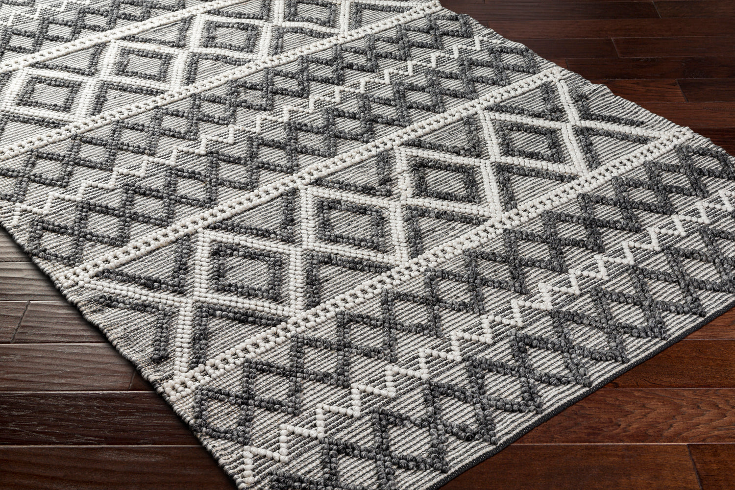 Surya Daffodil Dff-2300 Grey Rug.