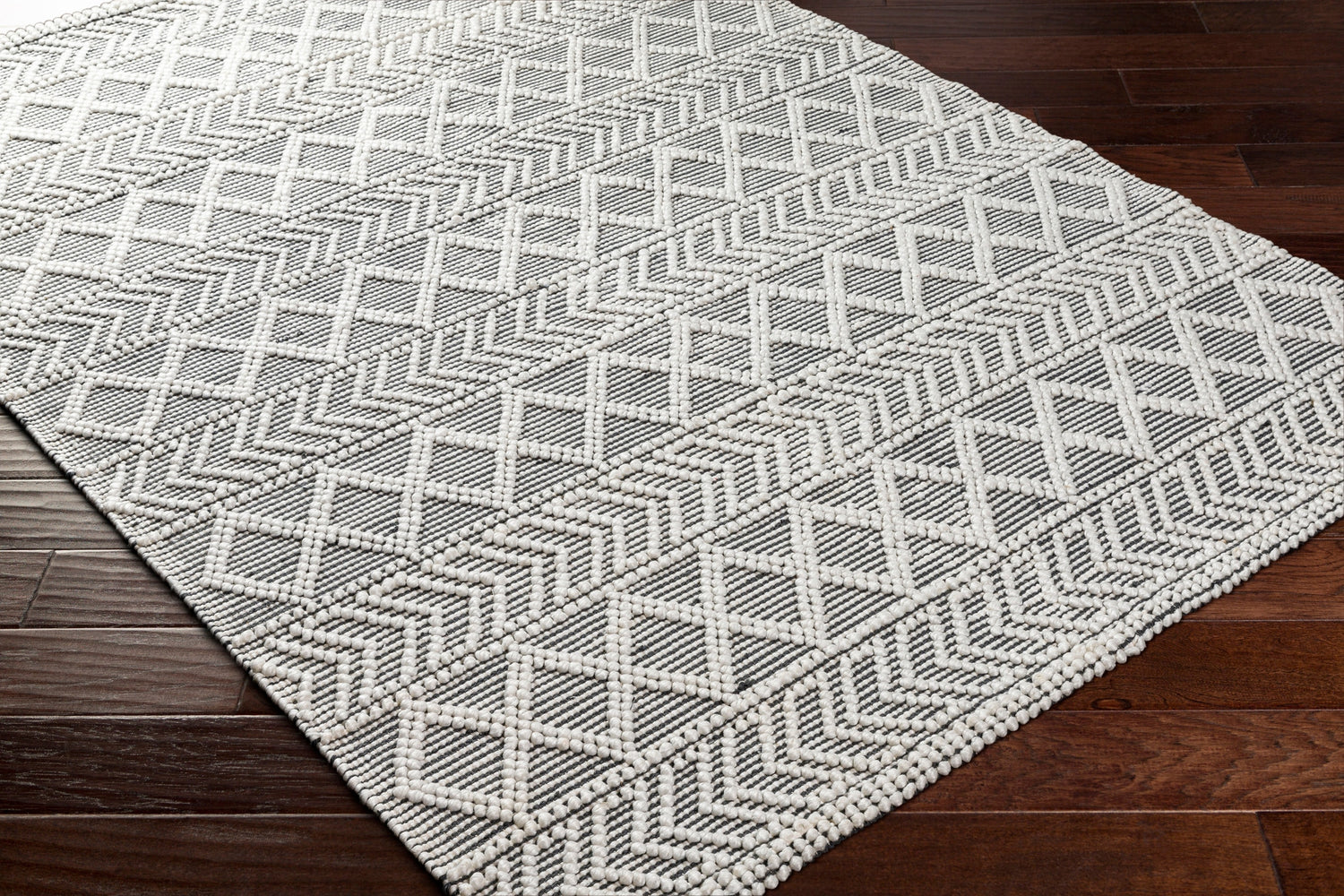 Surya Daffodil Dff-2301 Beige Rug.