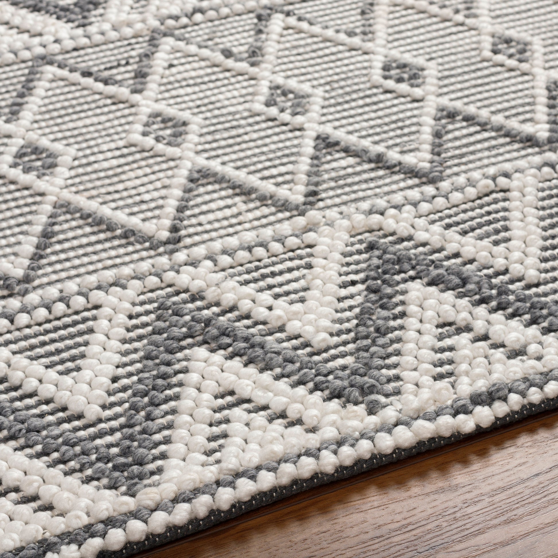 Surya Daffodil Dff-2305 Grey Area Rug