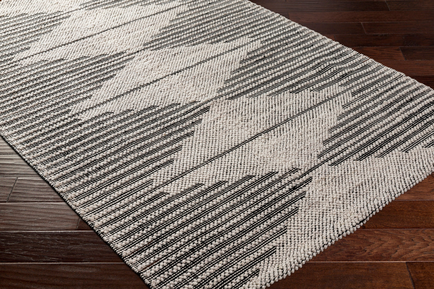 Surya Daffodil Dff-2306 Grey Rug.