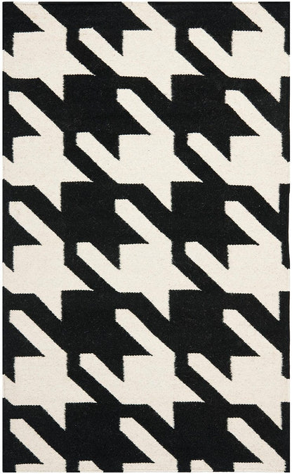 Safavieh Dhurries Dhu570A Black / Ivory Geometric Area Rug