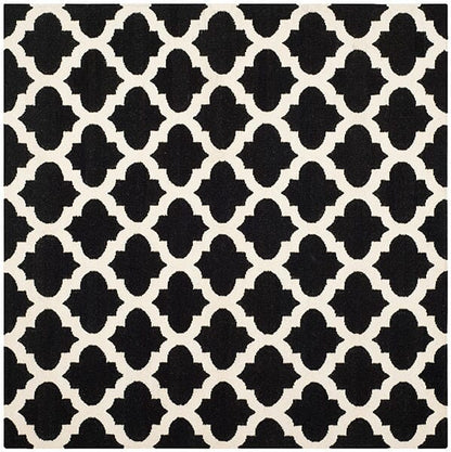 Safavieh Dhurries Dhu623A Black / Ivory Geometric Area Rug