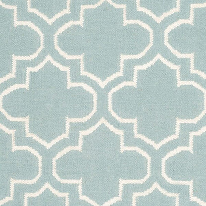 Safavieh Dhurries Dhu625A Blue / Ivory Geometric Area Rug