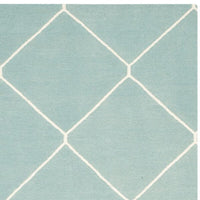 Safavieh Dhurries Dhu635C Light Blue / Ivory Geometric Area Rug