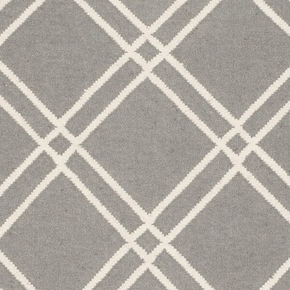 Safavieh Dhurries Dhu638B Grey / Ivory Geometric Area Rug