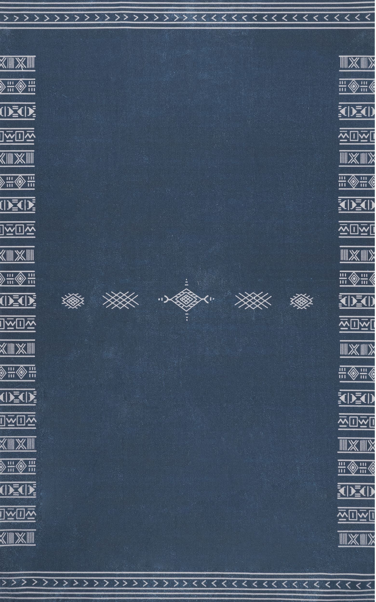 AreaRugs.com Wavaj Nwa1191B Navy Area Rug