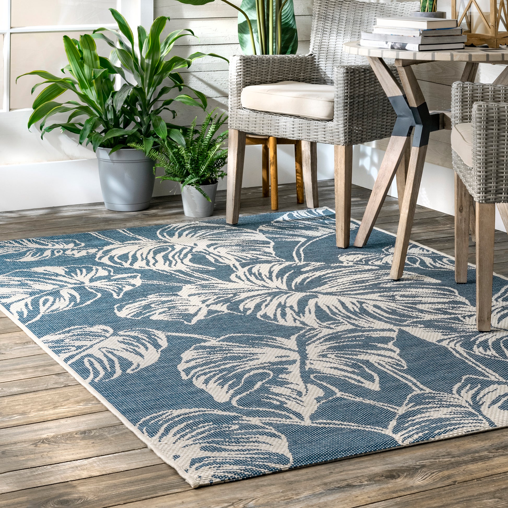 Nuloom Belle Palm Leaves Nbe2837A Blue Area Rug