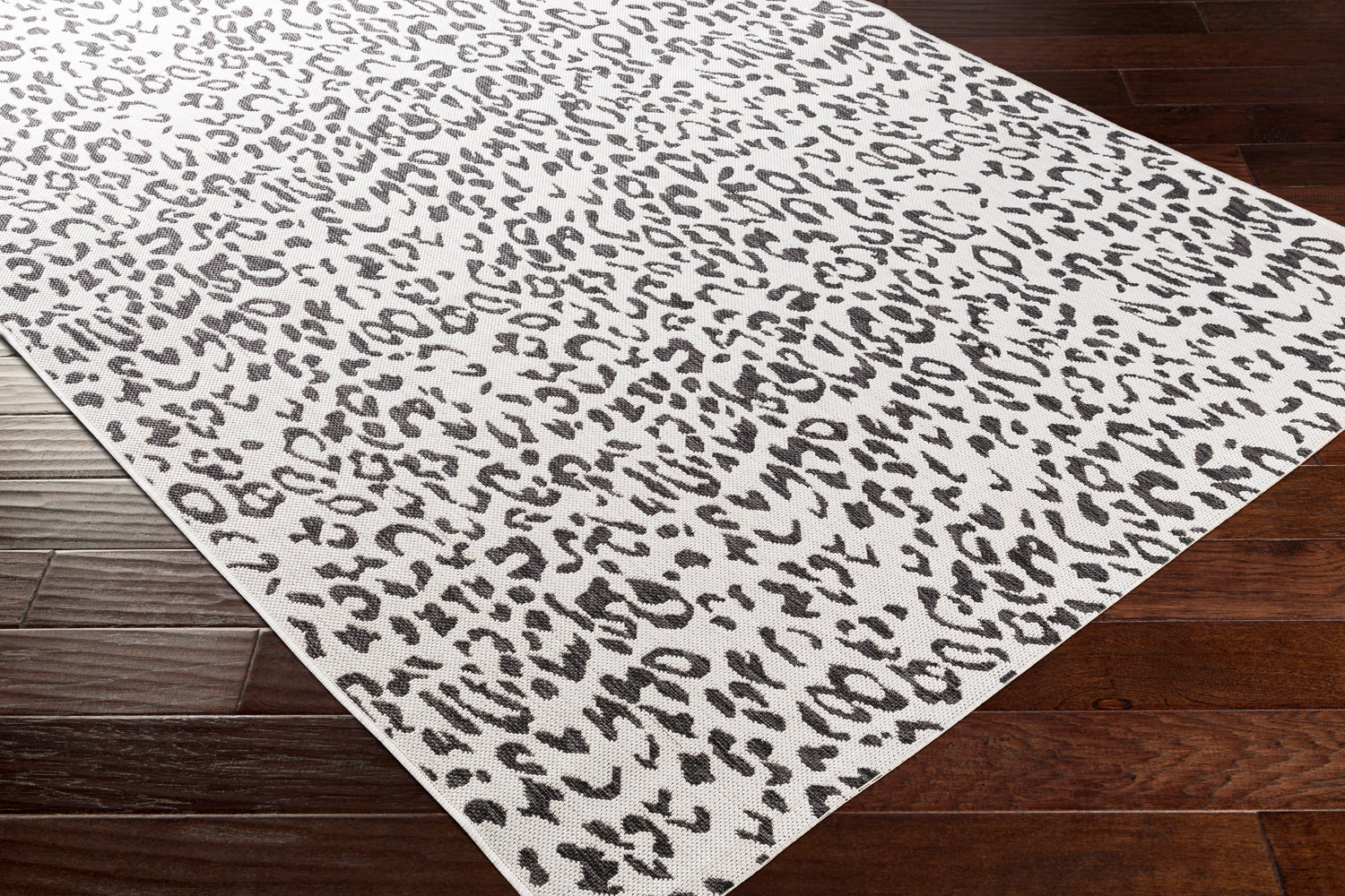 Surya Eagean Eag-2354 Black, White, Medium Gray Rugs.