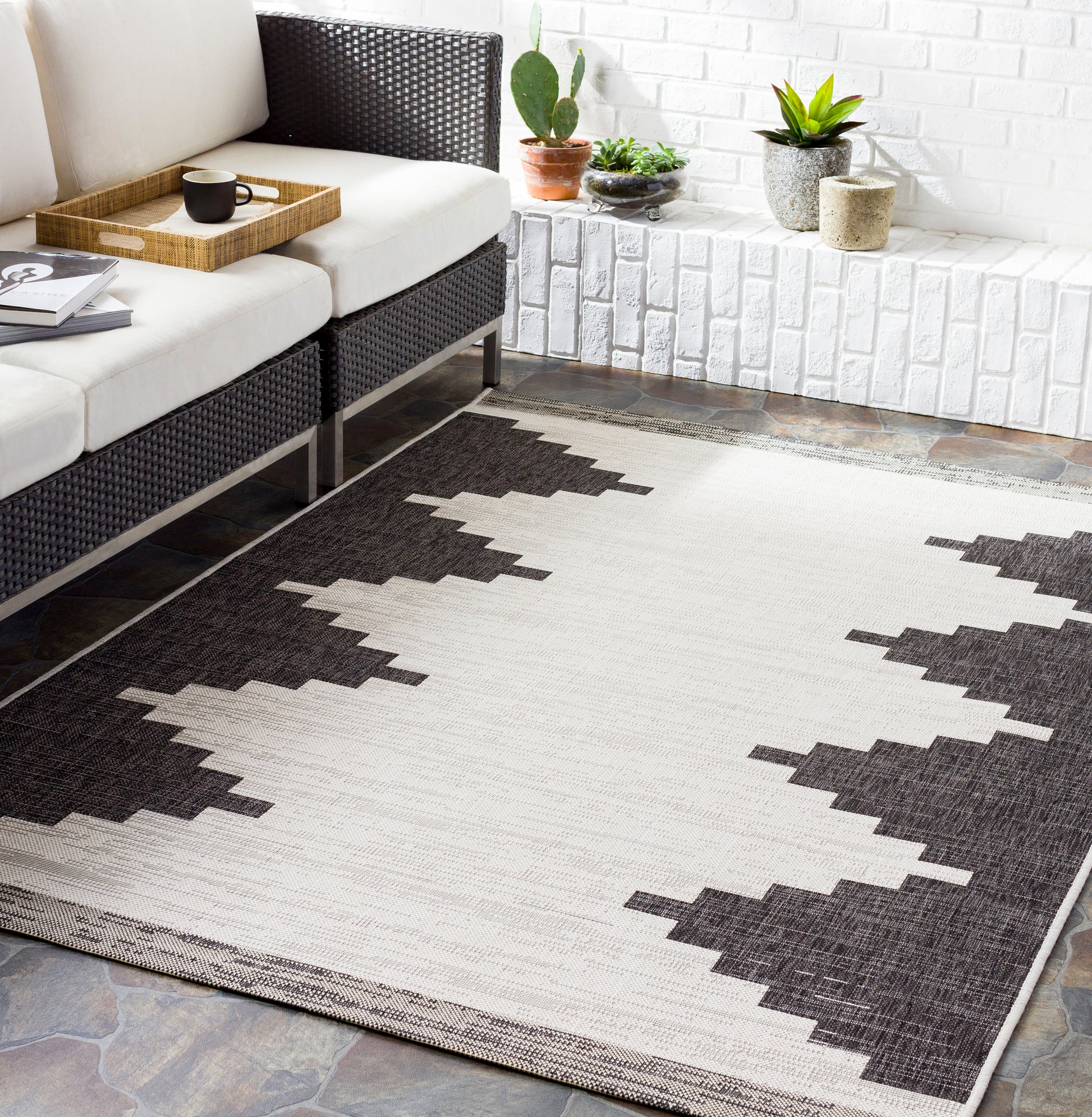 Surya Eagean Eag-2356 Black, White, Medium Gray Area Rug