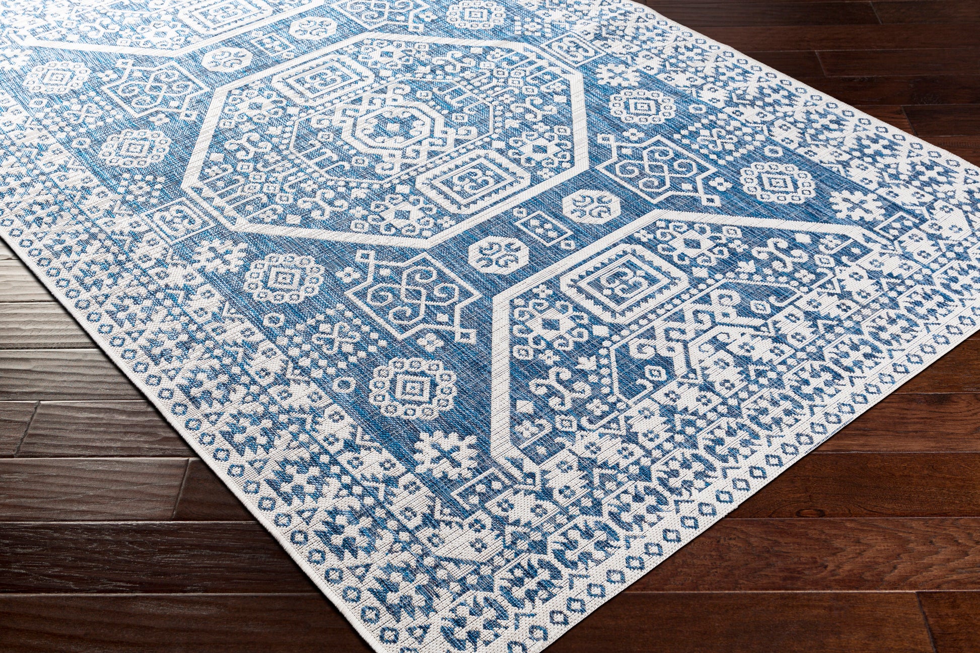 Surya Eagean Eag-2358 Bright Blue, Navy, Pale Blue, White Area Rug